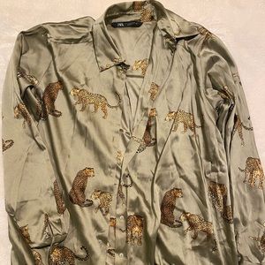 Zara satin print button up shirt